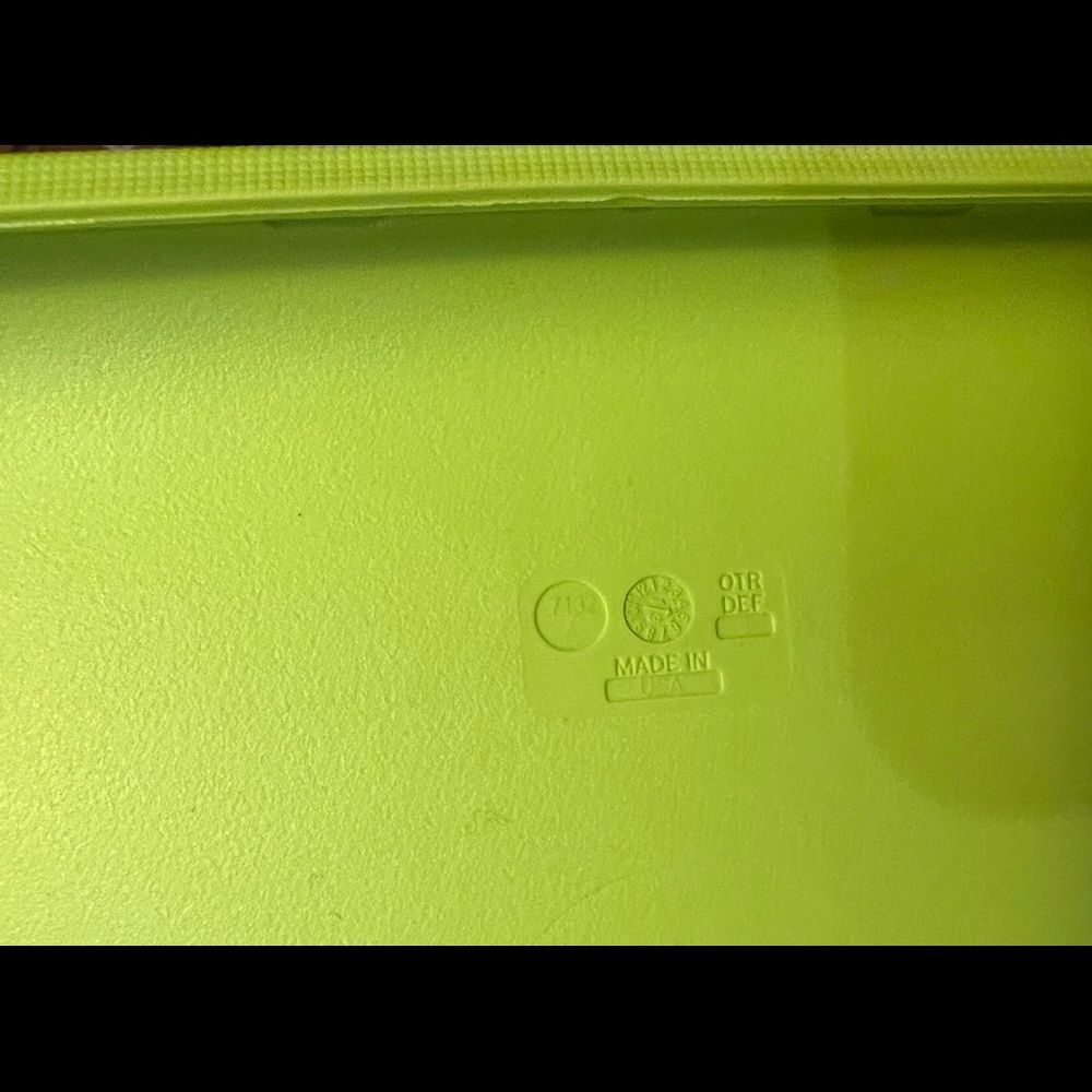 9 inch ~ Otterbox E-Reader / Tablet Case + Stand ~ EUC - Picture 8 of 8